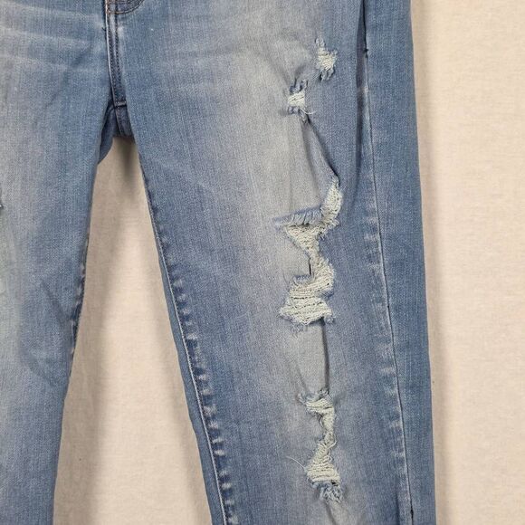 KanCan Distressed Light Wash Skinny Jeans Women 11/29 - Picture 3 of 11